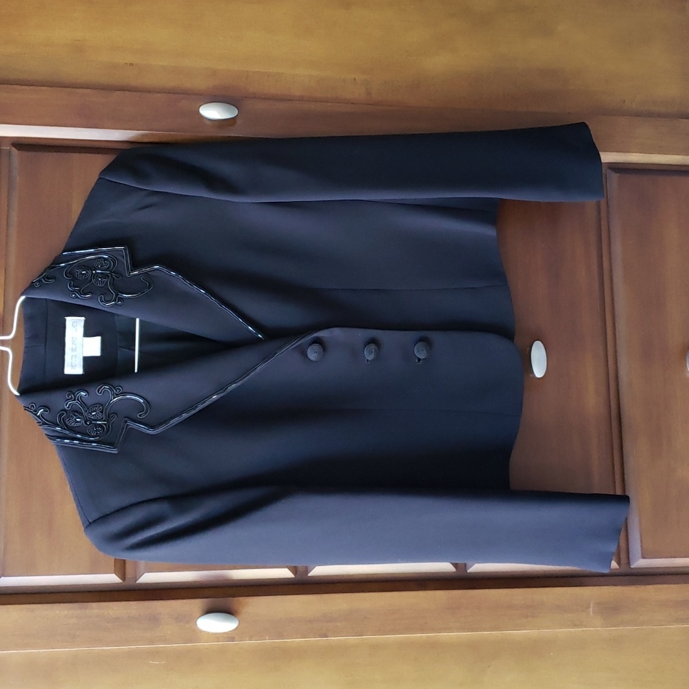 Fully lined dress blazer with beading